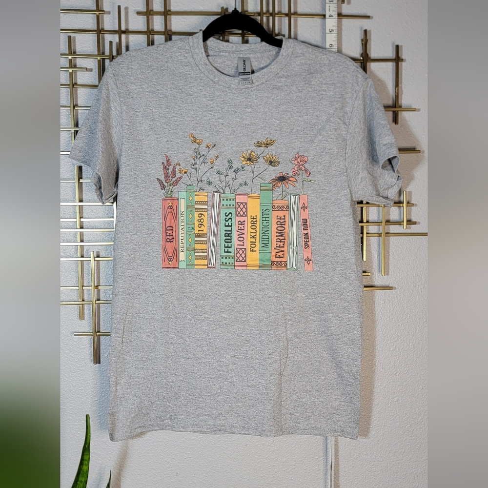 Taylor Swift Albums Shirt size Small